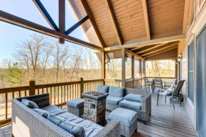 Blue Ridge Orchard Overlook Cabin with Hot Tub